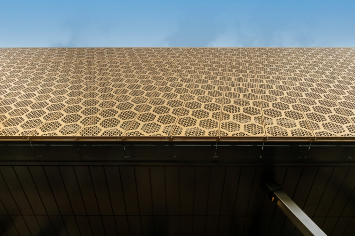 tt facades skylink bridge southampton general hospital 2400px 5 of 11